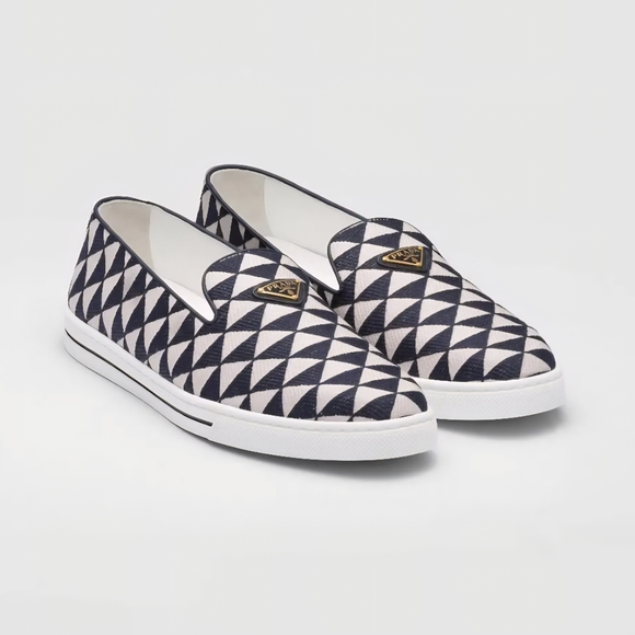 $950 PRADA SYMBOLE LOGO LOAFER SLIP-ON SNEAKERS WHITE/BLUE EU 39.5 US 9-9.5 BNIB - Picture 1 of 13